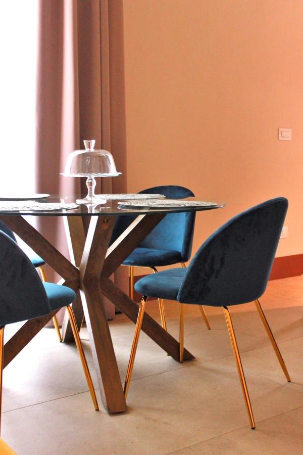 Palazzo Sul Corso-Charming Appartaments 布林迪西 外观 照片
