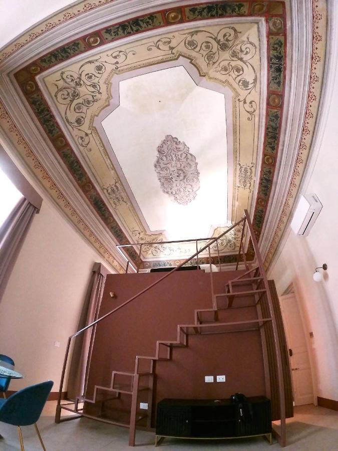 Palazzo Sul Corso-Charming Appartaments 布林迪西 外观 照片
