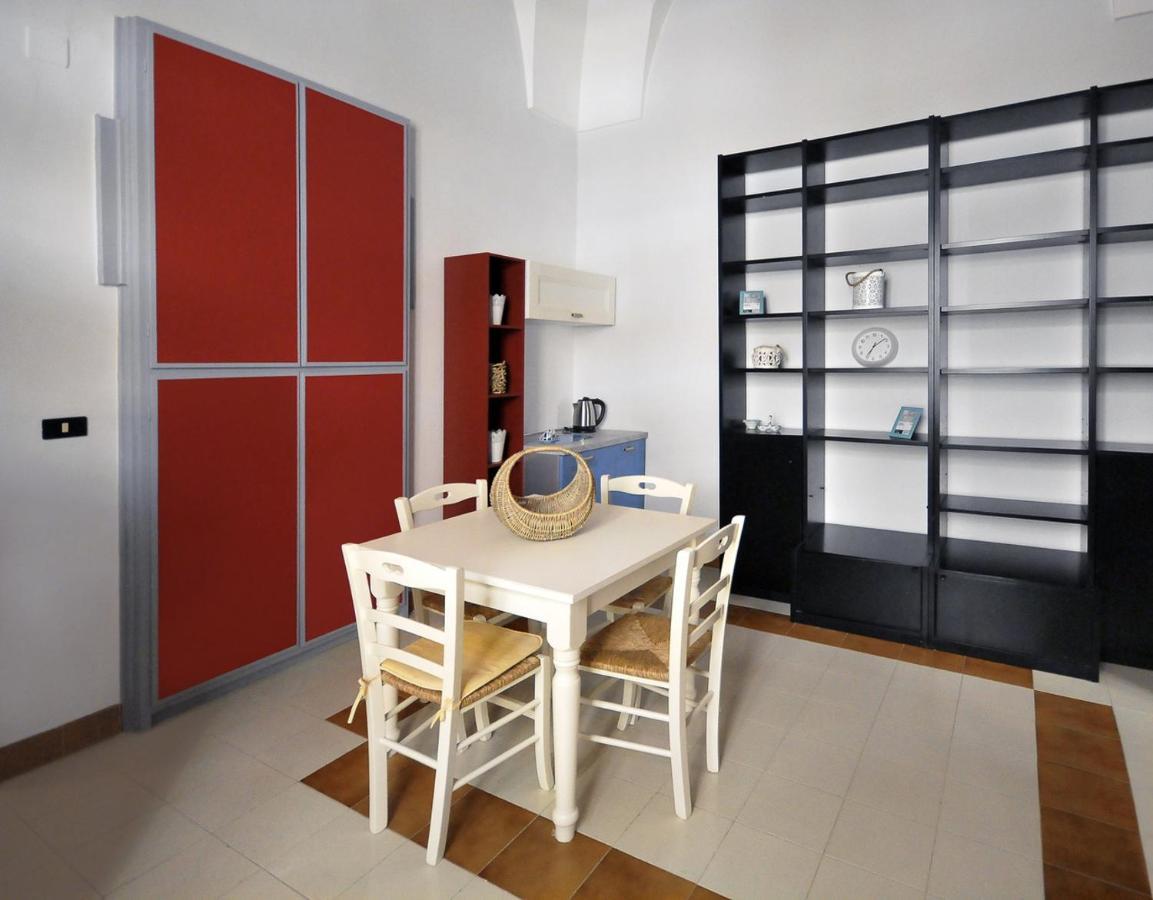 Palazzo Sul Corso-Charming Appartaments 布林迪西 外观 照片