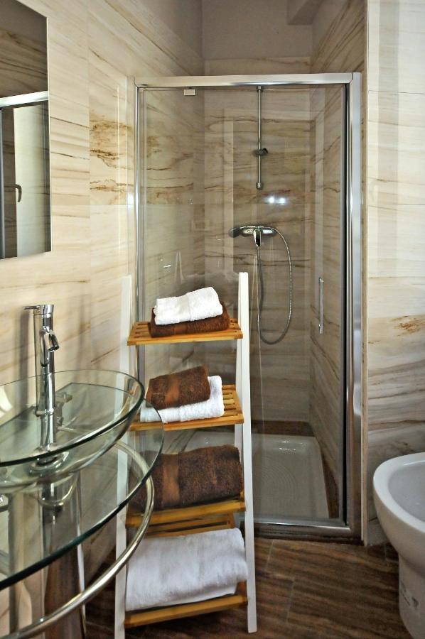 Palazzo Sul Corso-Charming Appartaments 布林迪西 外观 照片